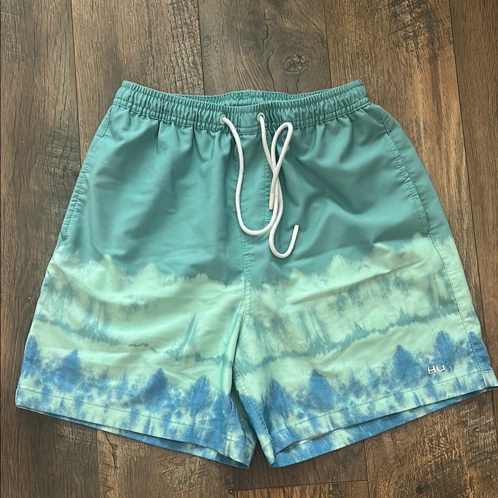 HUK Fishing Blue and White Board Shorts Quick-Dry Swimwear